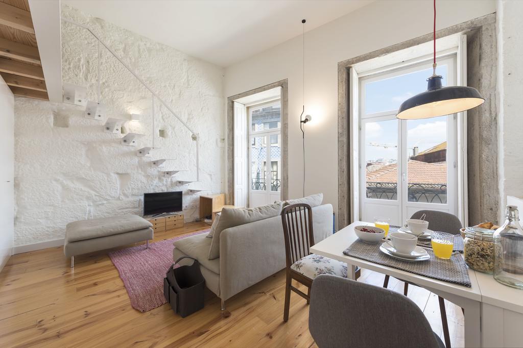 Lovelystay - Cativo Mezzanine Studio ปอร์โต ภายนอก รูปภาพ